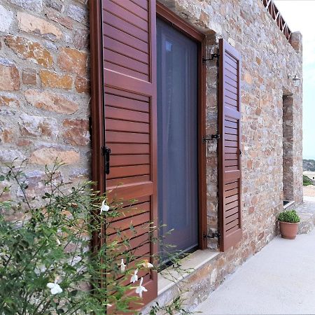 Villa Adeiata Adiata Exteriér fotografie