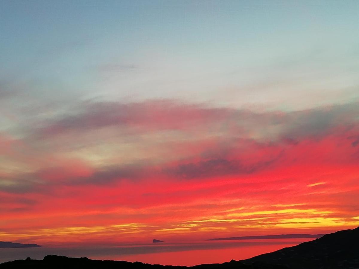 Villa Adeiata Adiata Exteriér fotografie